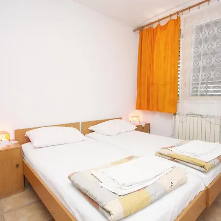 With A Parking Space - 5122 Apartment *