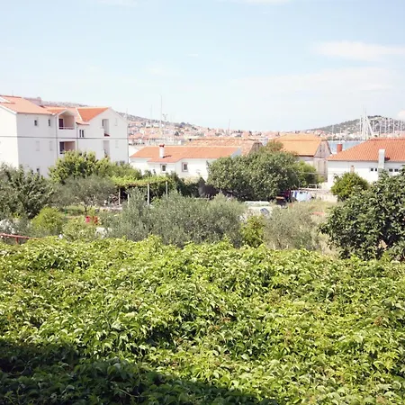 Apartment With A Parking Space - 5122