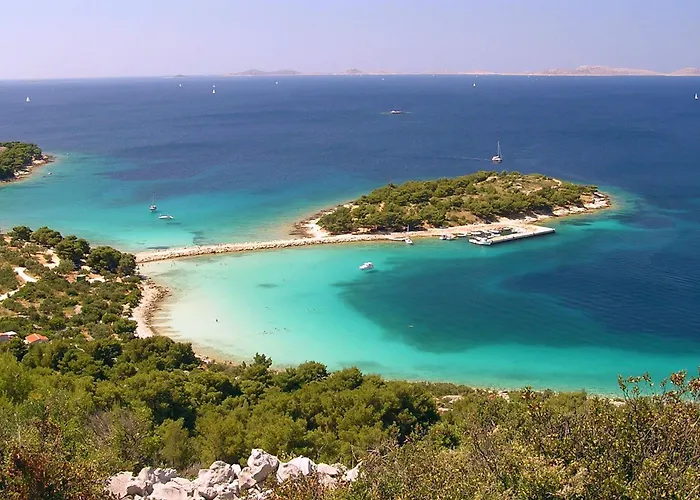 With A Parking Space - 5122 מורטר